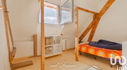 House 8 rooms of 173 m² in Jouy-en-Josas (78350)