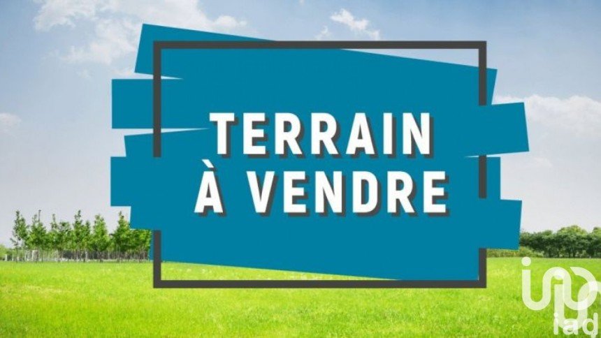 Land of 1,358 m² in Neuville-lès-This (08090)