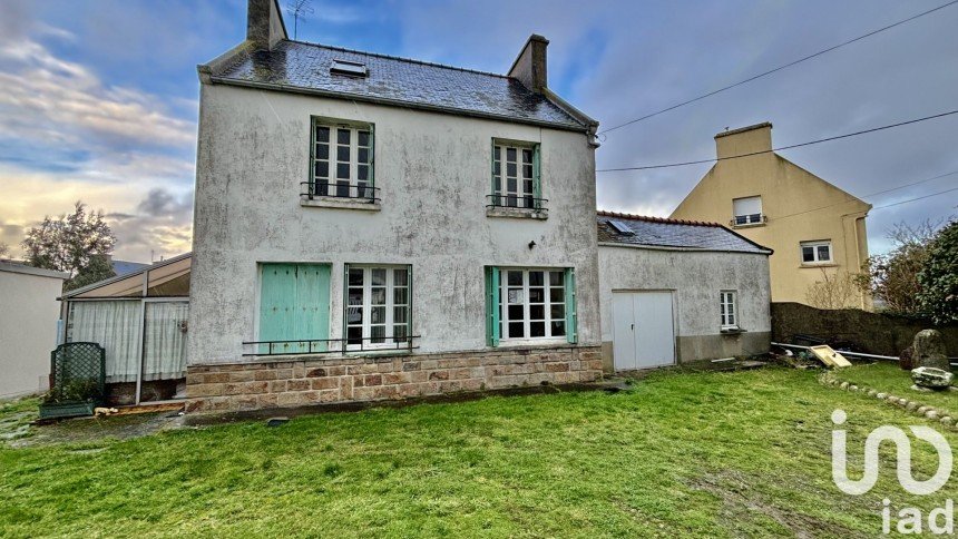 House 5 rooms of 90 m² in Plouguerneau (29880)