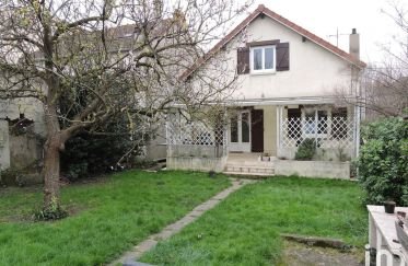 House 4 rooms of 93 m² in Savigny-sur-Orge (91600)