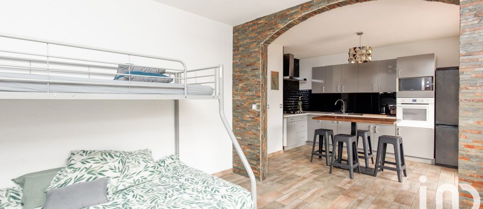 Appartement 2 pièces de 32 m² à Mandelieu-la-Napoule (06210)