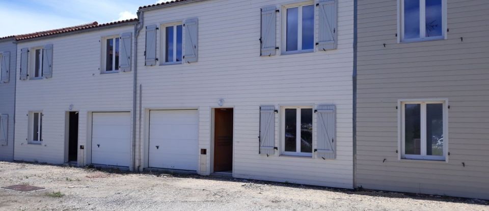 House 6 rooms of 134 m² in Rochefort (17300)