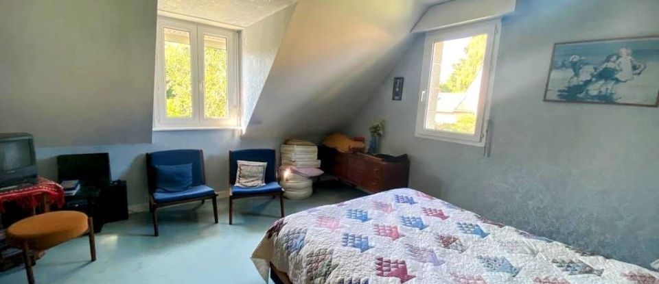 House 8 rooms of 220 m² in Saint-Cast-le-Guildo (22380)