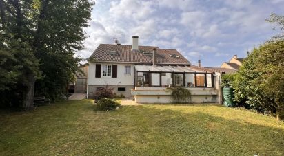 House 6 rooms of 178 m² in Gouvernes (77400)