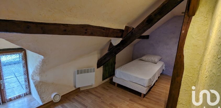 Maison traditionnelle 4 pièces de 89 m² à Coullons (45720)