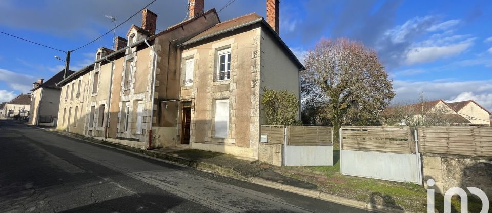 House 6 rooms of 111 m² in Béthines (86310)