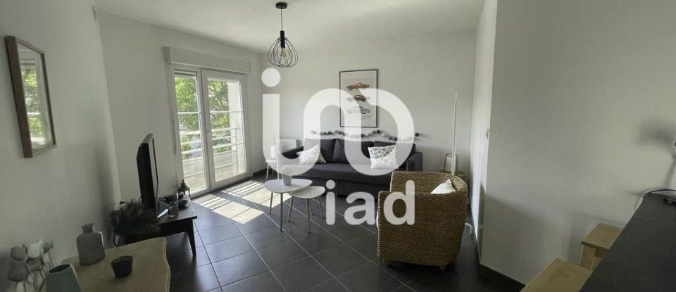 Apartment 1 room of 32 m² in Savigny-sur-Orge (91600)