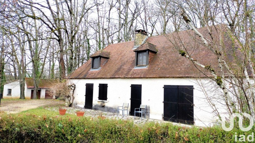Maison traditionnelle 4 pièces de 140 m² à Masclat (46350)