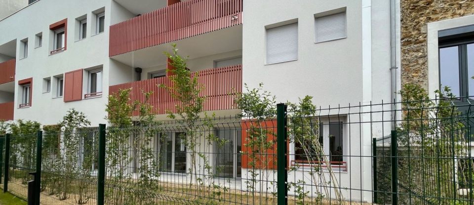 House 5 rooms of 147 m² in Les Pavillons-sous-Bois (93320)