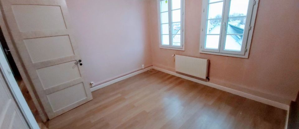 Apartment 3 rooms of 63 m² in Le Havre (76610)