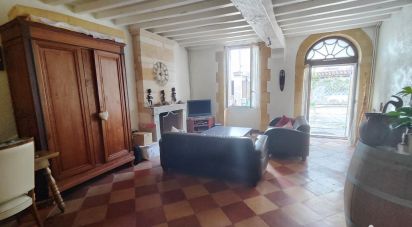 House 7 rooms of 260 m² in Saint-Médard-d'Eyrans (33650)