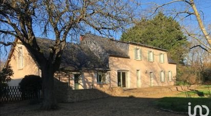 House 8 rooms of 200 m² in Daumeray (49640)