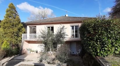 House 7 rooms of 205 m² in Eymeux (26730)