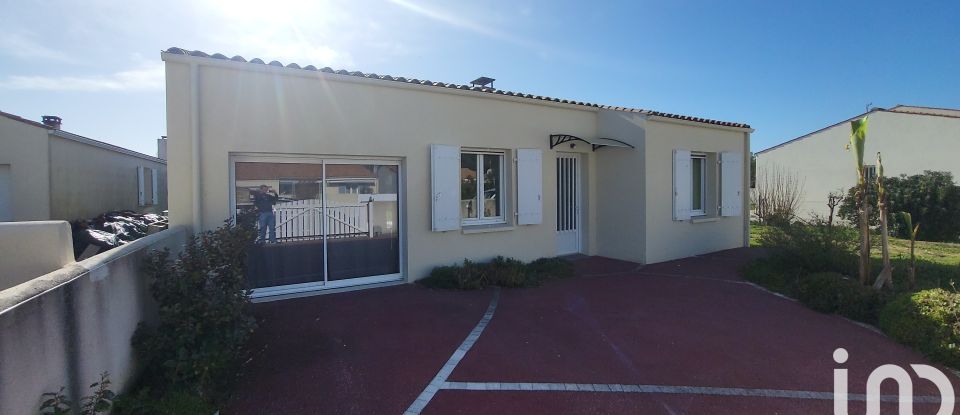 House 5 rooms of 98 m² in Saint-Georges-d'Oléron (17190)