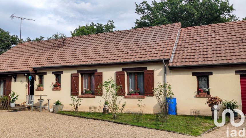 Maison traditionnelle 7 pièces de 170 m² à Ouzouer-sur-Loire (45570)