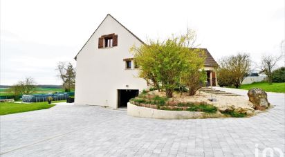 House 7 rooms of 198 m² in Drocourt (78440)
