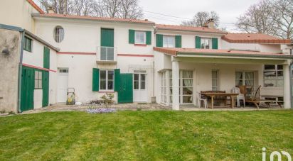 House 8 rooms of 175 m² in L'Haÿ-les-Roses (94240)