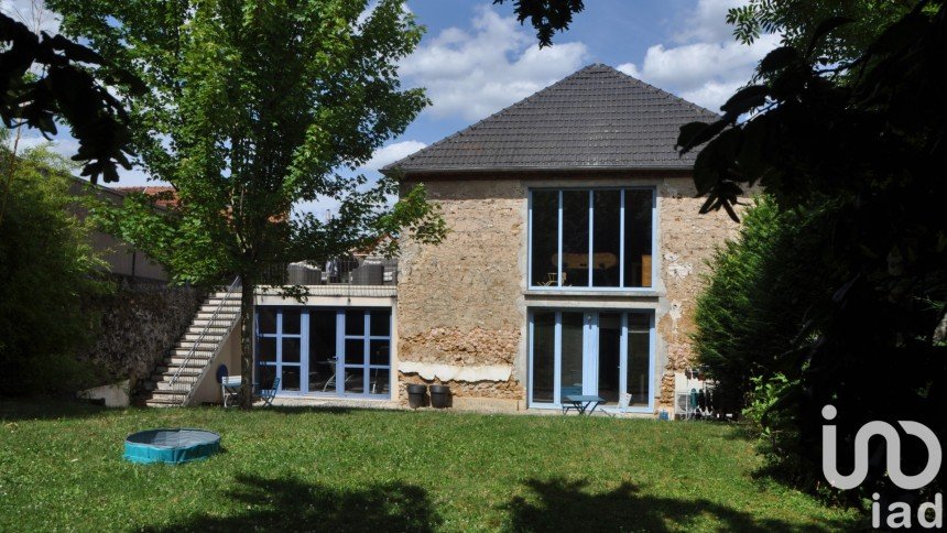 Maison d’architecte 8 pièces de 255 m² à Orbais-l'Abbaye (51270)