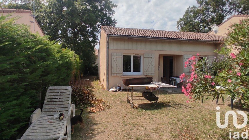 Maison 3 pièces de 68 m² à Saint-Ciers-sur-Gironde (33820)