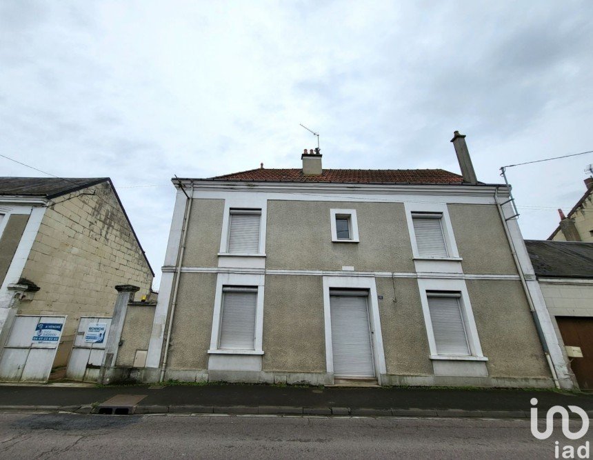 Maison 7 pièces de 153 m² à Châtellerault (86100)