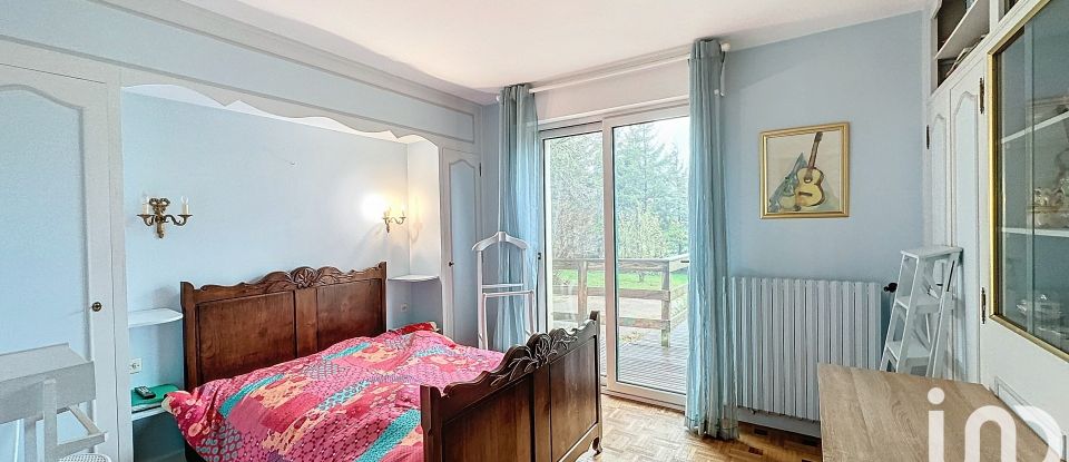 Maison traditionnelle 6 pièces de 162 m² à Bains-sur-Oust (35600)