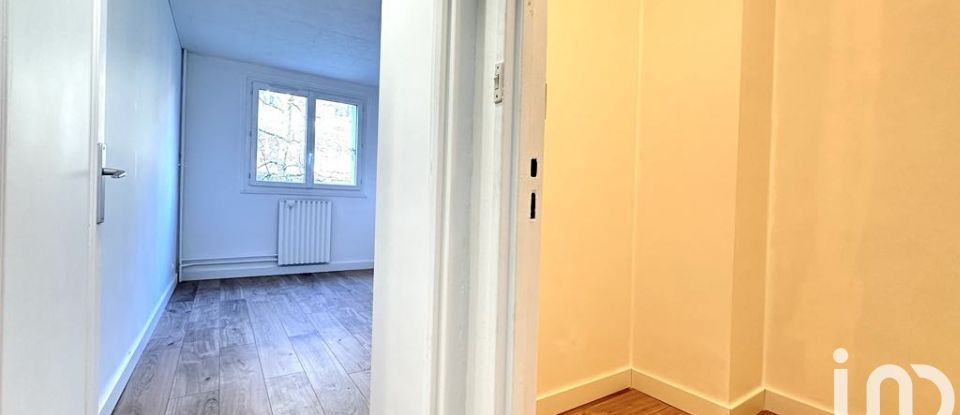 Apartment 3 rooms of 64 m² in Le Plessis-Trévise (94420)
