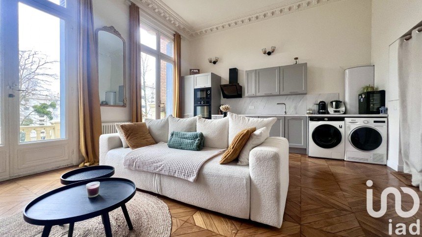 Apartment 2 rooms of 41 m² in Yerres (91330)