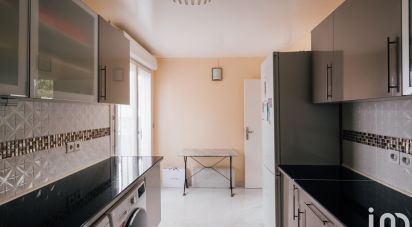 Appartement 3 pièces de 64 m² à Villejuif (94800)