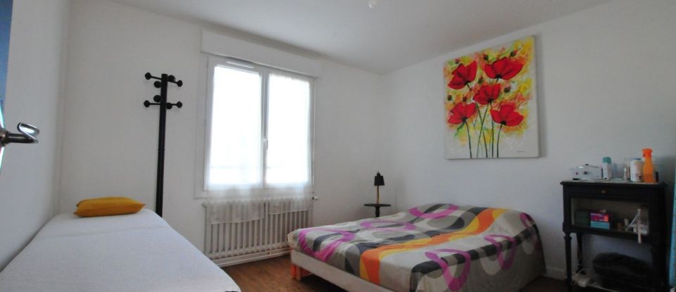 House 5 rooms of 81 m² in Saint-Brieuc (22000)
