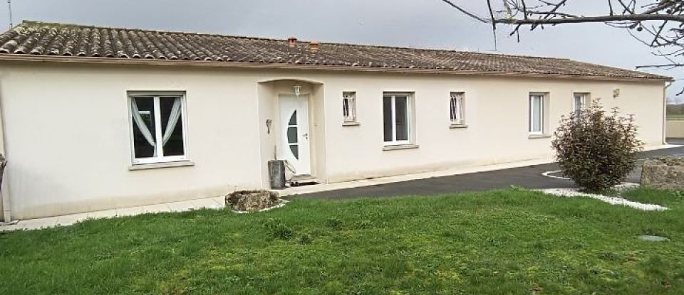 House 7 rooms of 188 m² in Saintes (17100)