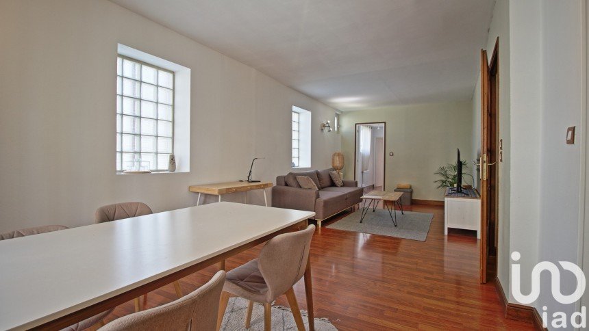 Appartement 3 pièces de 72 m² à Châlons-en-Champagne (51000)