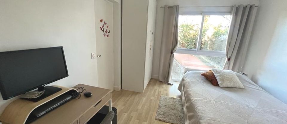 House 8 rooms of 250 m² in Rueil-Malmaison (92500)