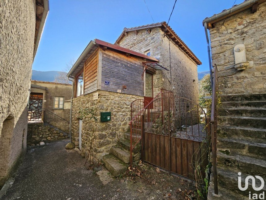 Maison de village 3 pièces de 55 m² à Valgorge (07110)