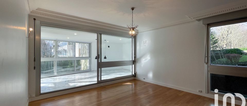 Appartement 5 pièces de 165 m² à LE CHESNAY-ROCQUENCOURT (78150)