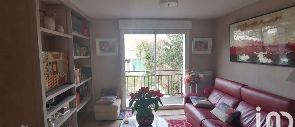 House 7 rooms of 148 m² in Verneuil-sur-Seine (78480)