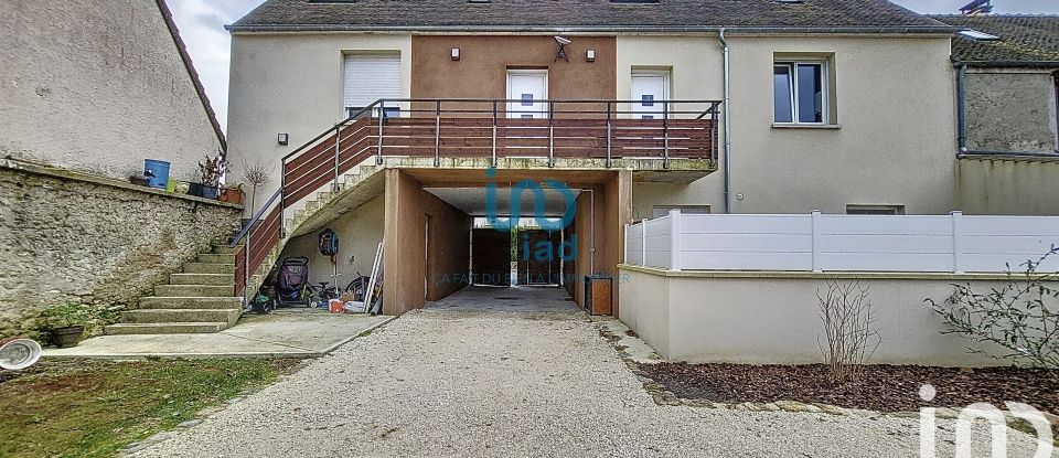 Apartment 4 rooms of 85 m² in Marles-en-Brie (77610)