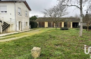Traditional house 6 rooms of 136 m² in Nérac (47600)