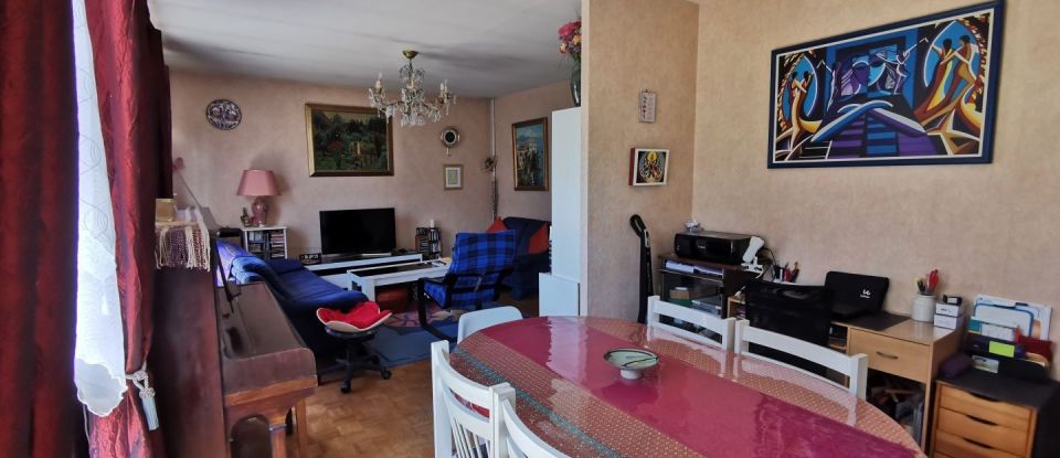 House 6 rooms of 131 m² in Le Pont-de-Claix (38800)