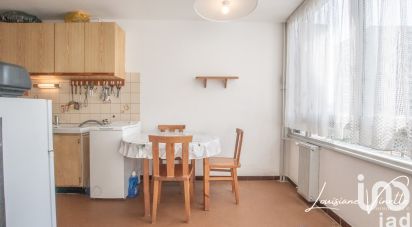 Apartment 2 rooms of 42 m² in Bobigny (93000)