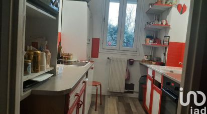 Apartment 6 rooms of 105 m² in Rosny-sous-Bois (93110)