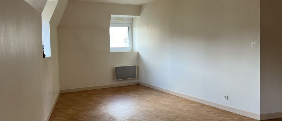 Apartment 3 rooms of 71 m² in Saint-Brieuc (22000)