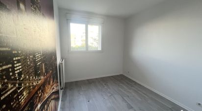 Apartment 4 rooms of 79 m² in Orly (94310)