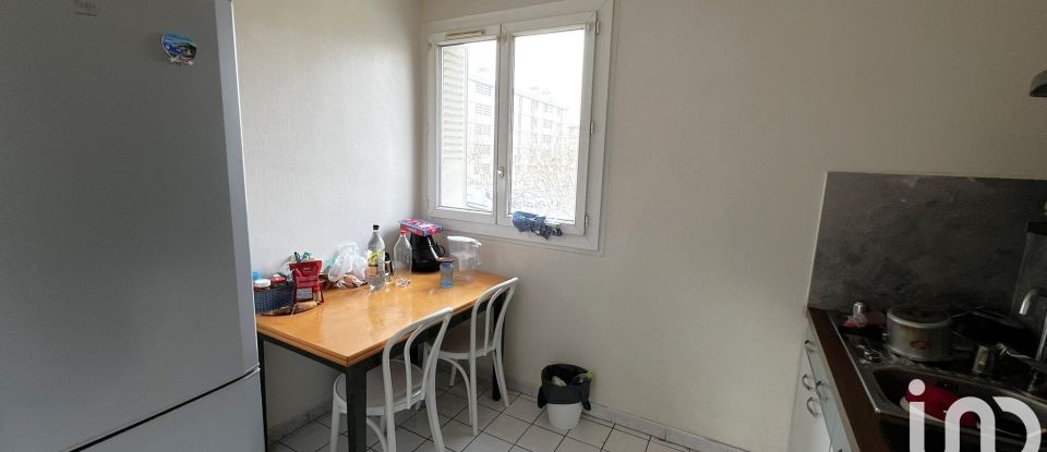 Appartement 3 pièces de 50 m² à Marseille (13010)