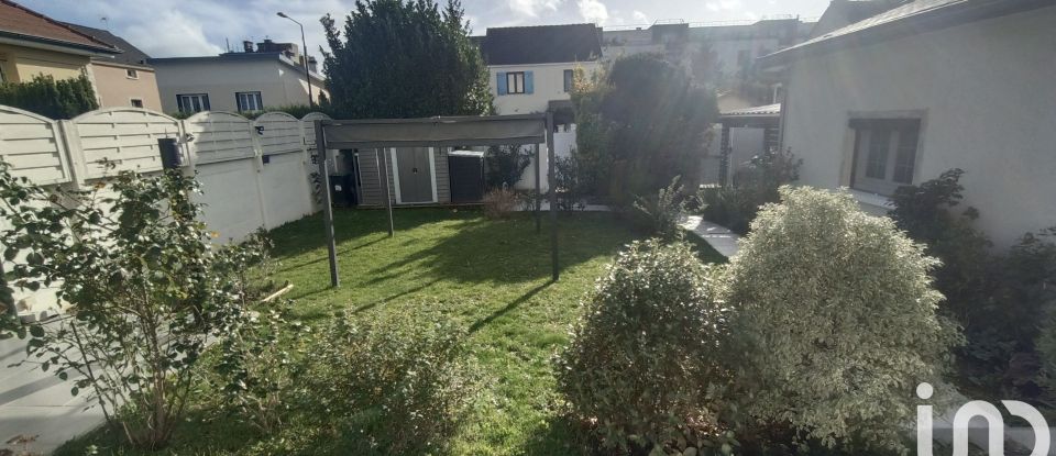 House 3 rooms of 90 m² in Athis-Mons (91200)