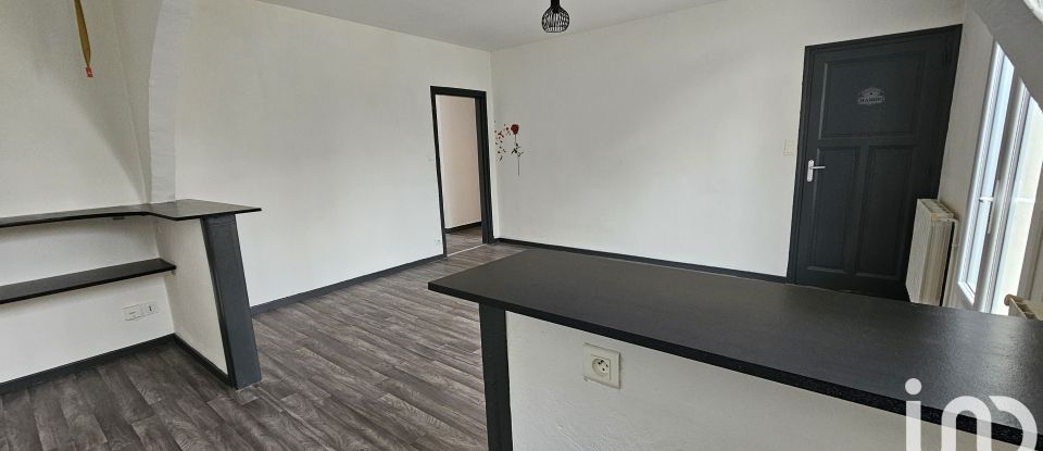 Appartement 3 pièces de 89 m² à Firmi (12300)