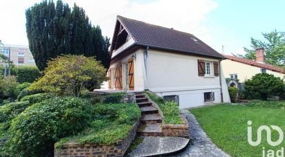 Maison 7 pièces de 139 m² à Moissy-Cramayel (77550)