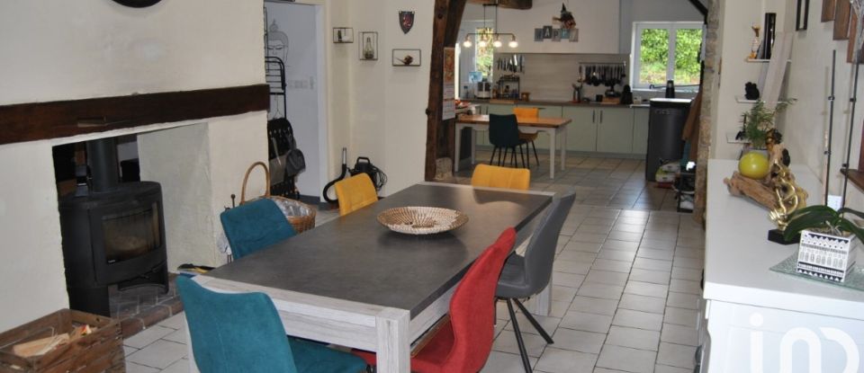 House 6 rooms of 205 m² in Vernoux-en-Gâtine (79240)