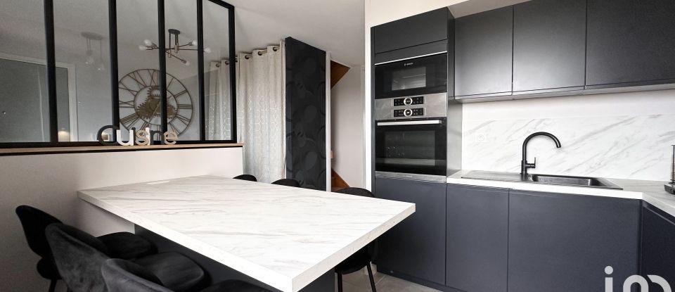 Appartement 4 pièces de 93 m² à Mérignac (33700)