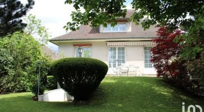 House 6 rooms of 130 m² in Eaubonne (95600)