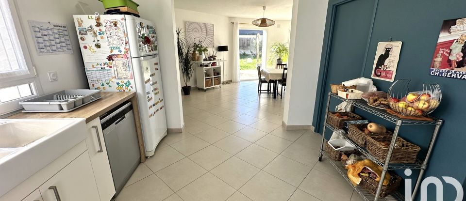 House 6 rooms of 177 m² in Reims (51100)